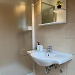 Global Apartmanhaz Bed & Breakfast