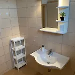 Global Apartmanhaz Vonyarcvashegy