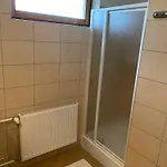 Global Apartmanhaz Bed & Breakfast 3*