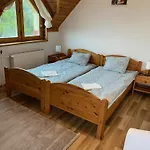 Global Apartmanhaz Bed & Breakfast