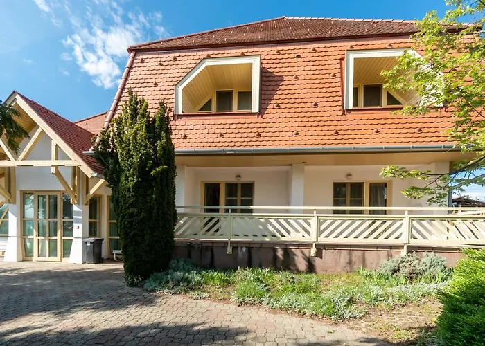 Global Vonyarcvashegy