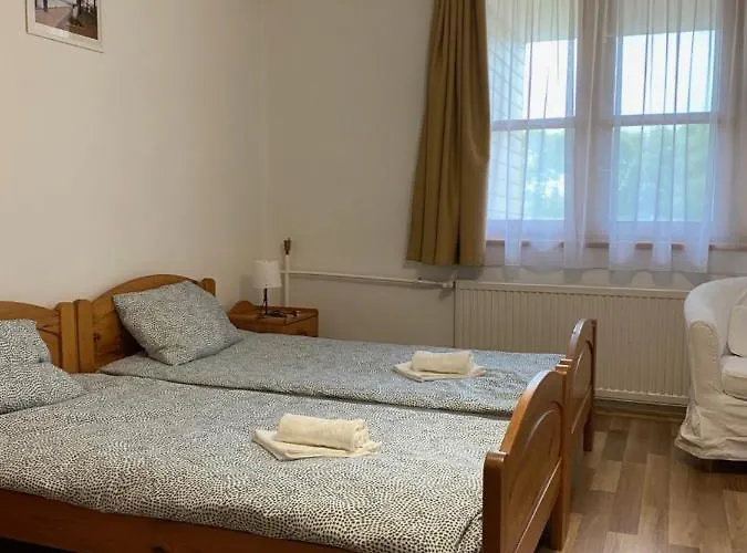 Global Panzió Vonyarcvashegy