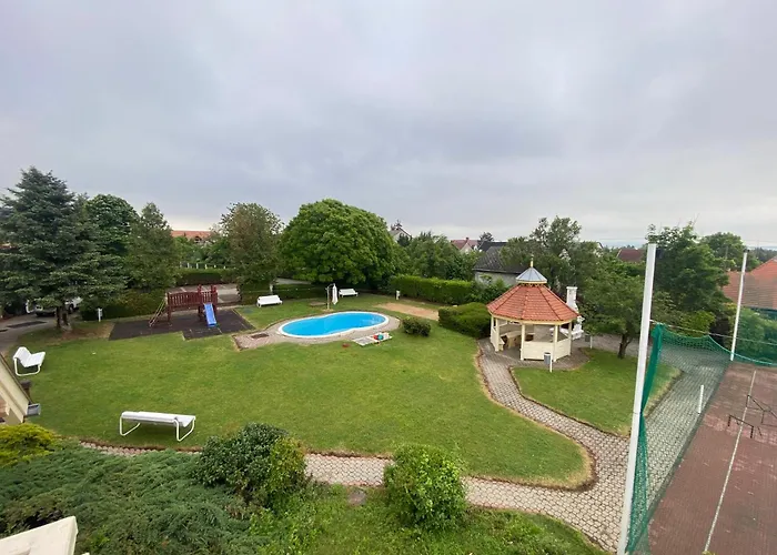 Global Bed and breakfast Vonyarcvashegy